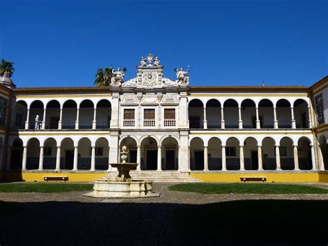 University of Evora - exterior - PowersToTravel