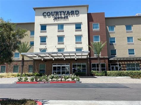 COURTYARD BY MARRIOTT SAN DIEGO EL CAJON $139 ($̶1̶6̶3̶) - Updated 2022 ...