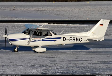 D Ebmc Rhein Main Flightcenter Cessna R Skyhawk Ii Photo By Daniel