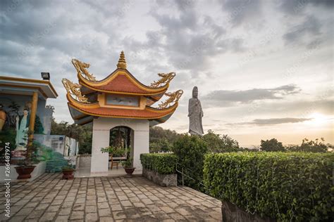 Buu Son Buddhist Temple Near The Poshanu Or Po Sahu Inu Cham Tower In