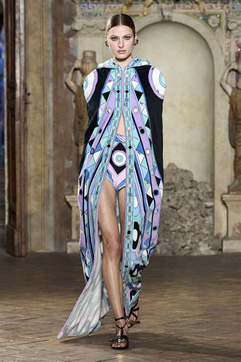 Emilio Pucci Tra Passato E Presente La Storia Di Un Mito The Blonde