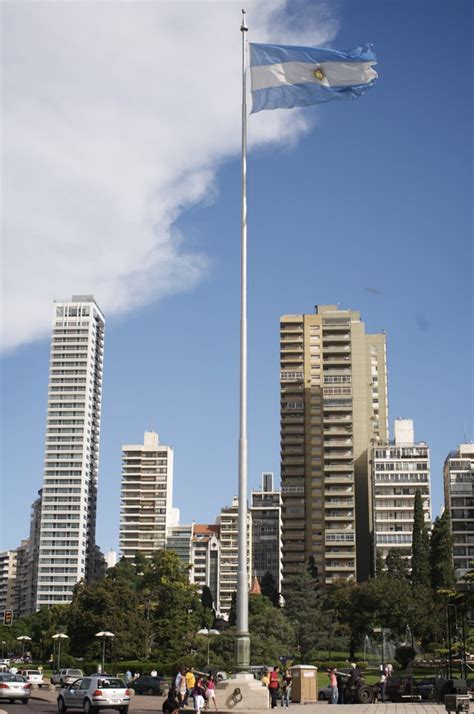 Rosario - Argentina | SkyscraperCity Forum