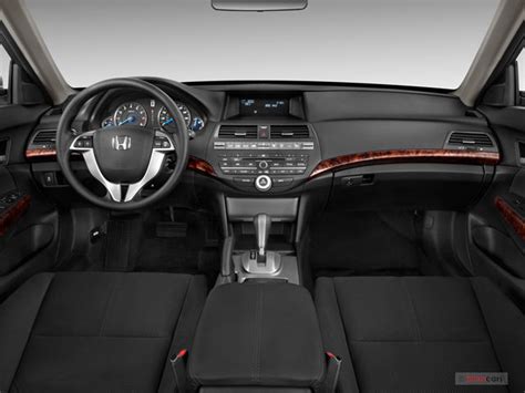 2010 Honda Crosstour Interior Us News And World Report