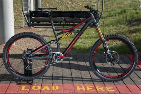 Specialized Ohlins Partner For Exclusive Ttx Shock On Enduro