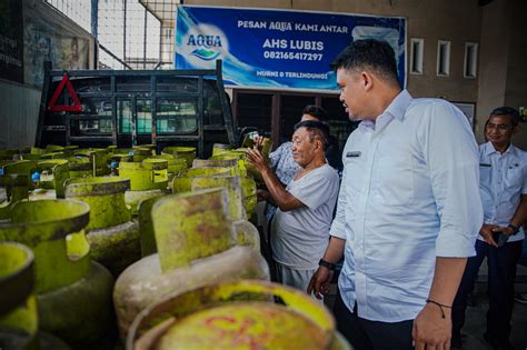 Bobby Nasution Sidak Pangkalan Pertamina Tambah Ribu Tabung Gas