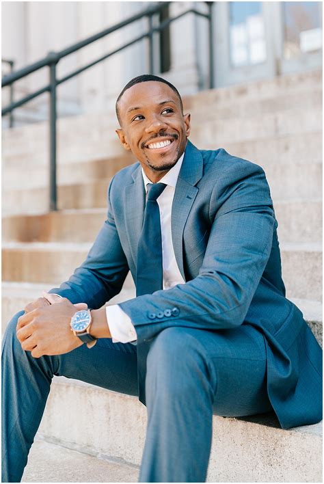 Modern Headshots - Liz Martinez Creations