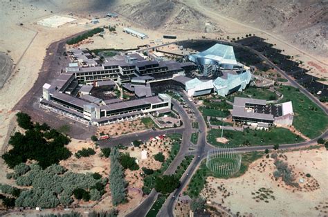 Intercontinental Hotel And Conference Centre Akdn