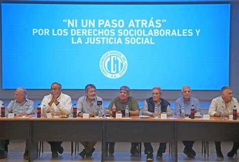 Piqueteros Y La Cgt Se Movilizan Contra Las Medidas De Milei