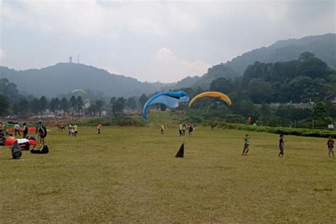 Terhalang Pandemi Festival Gantole Paralayang Puncak Bogor Kembali