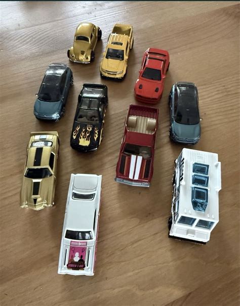 Zestaw modeli hot wheels nowe bez opakowań Wschowa OLX pl