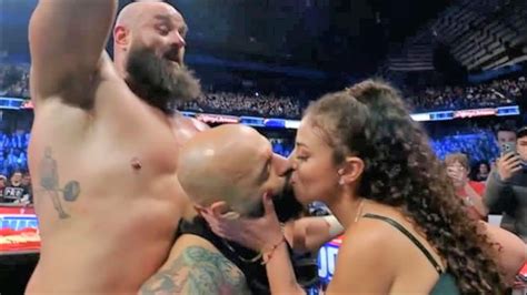 Ricochet Enjoy Kissing Samantha Irvin On Wwe Smackdown Youtube