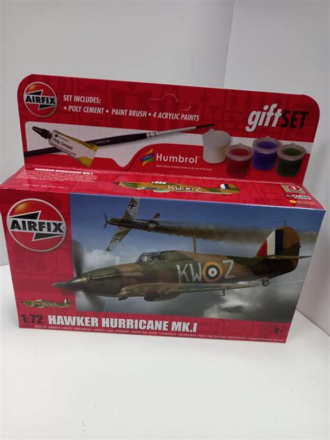 Airfix Hawker Hurricane Mki T Set 172 Scale Model No A55111a