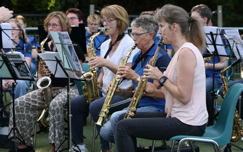 Geslaagde Re Nie En Zomerconcert Voor Muziekvereniging Polyhymnia