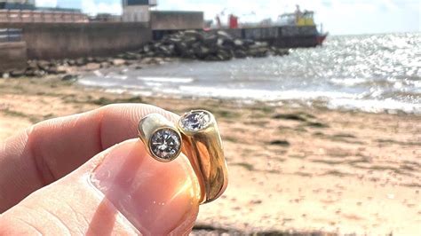 Widows Lost Diamond Ring Found By Metal Detectorist In Exmouth Bbc News