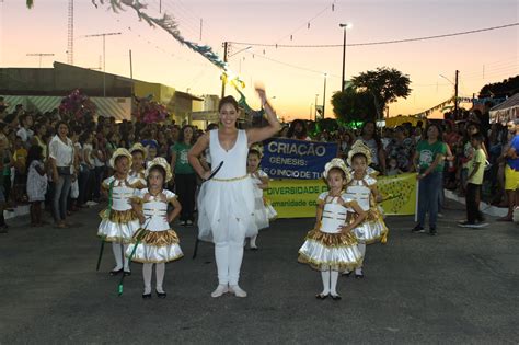 Monte Alegre Em Dia Prefeitura Realiza Desfile C Vico Em Alus O Ao Dia