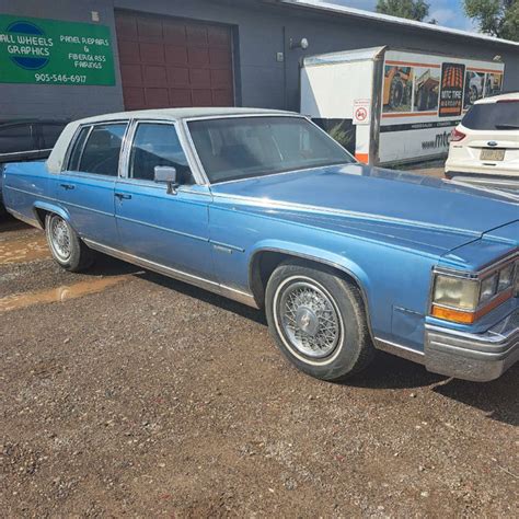 1981 Cadillac Fleetwood Classic Cars Hamilton Kijiji