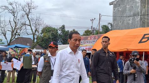 Jokowi Perintahkan Segera Temukan Korban Hilang Akibat Banjir Lahar