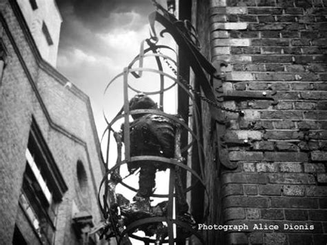 PRIVATE London Bridge Ghost Tour Lantern Ghost Tours Ltd Reservations