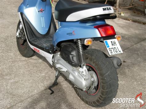 MBK Booster Naked Bomde