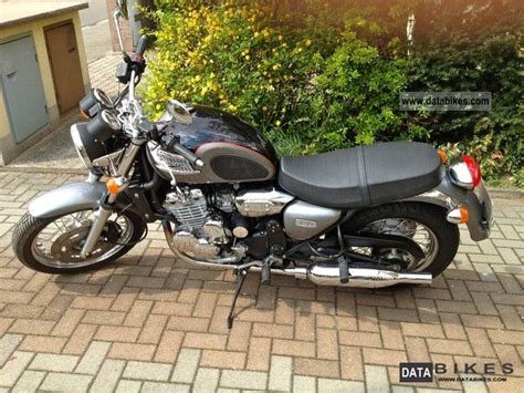2003 Triumph Thunderbird 900