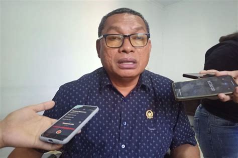 DPRD Dorong Pemkot Ambon Memprioritaskan Tenaga Honorer Menjadi PPPK