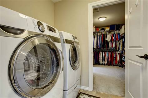 What Are the Pros and Cons of Putting a Washer and Dryer in The Bedroom