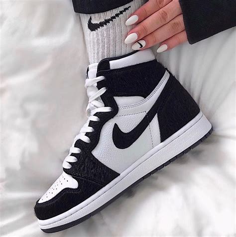 Shelflife The Air Jordan 1 High Zoom Zen Green Online