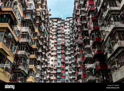 Hong Kong, Quarry Bay, apartment blocks Stock Photo - Alamy