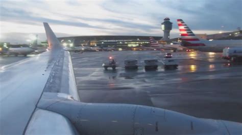 American Airlines Boeing 737 800 Takeoff From LaGuardia Airport To