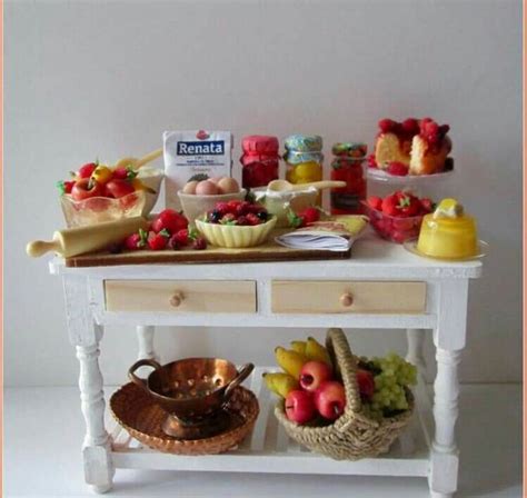 Pin De Diane Leyh Em Miniature Kitchen Food And Utensils Miniaturas