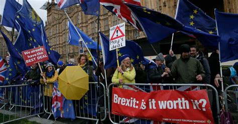 Britons Set To March In London To Demand Second Brexit Vote The New York Times