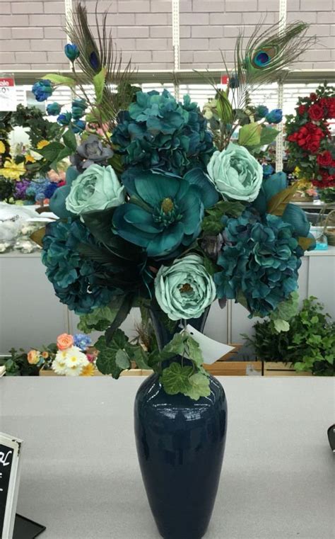 Teal turquoise jade peacock magnolia large flower arrangement #homefloralarrange… | Flower ...