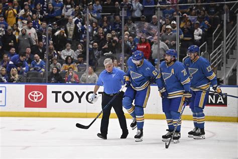 Parayko Scores Twice Broberg Hurt As Blues Beat Maple Leafs 4 2 In