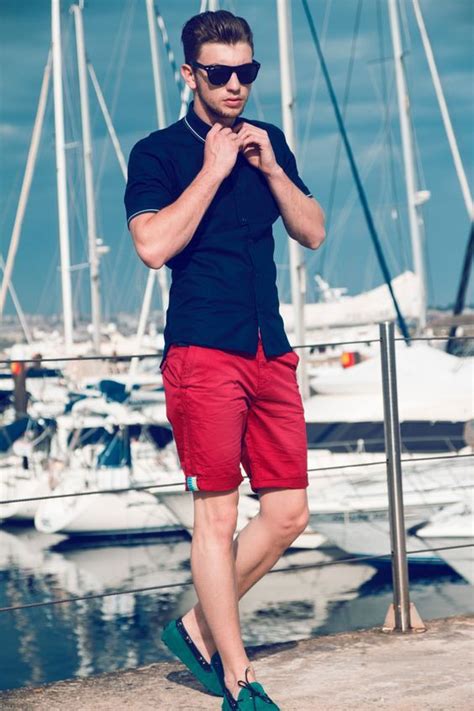 Dark Blue And Navy Shirt Boating Fashion Outfits With Red Casual Short