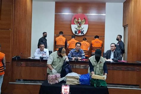 KPK Tetapkan 10 Tersangka Kasus Dugaan Suap Proyek Jalur Kereta Api Di