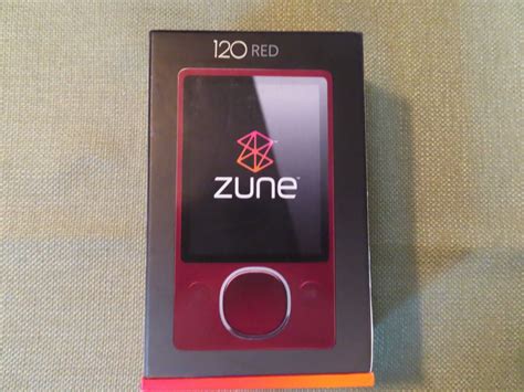 Microsoft Zune Red Or Blk Gb Digital Media Player Very Rare