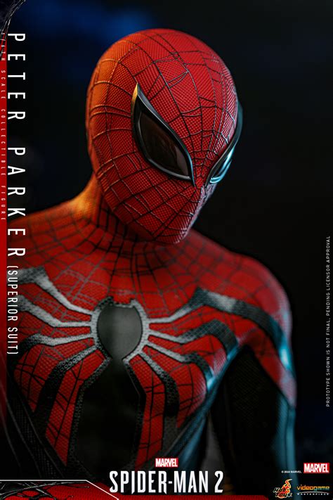 Marvel S Spider Man 2 Peter Parker Spider Man Superior Suit Figure By Hot Toys The Toyark News