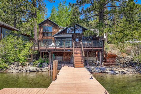 Donner Dreams Lakefront | Vacation Rental