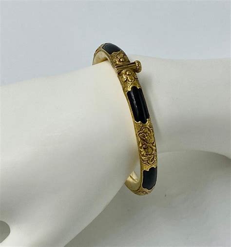 Antique Chinese 22 Karat Gold Black Coral Hinged Bangle Bracelet