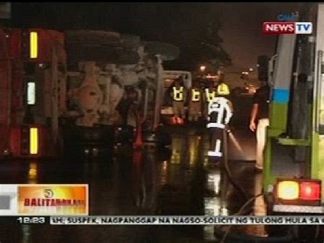 BT Truck Na May Kargang Buhangin Sa Pasig Tumagilid YouTube