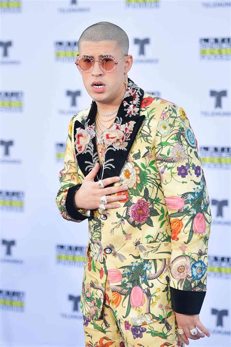 Los Mejores Looks De Bad Bunny People En Español