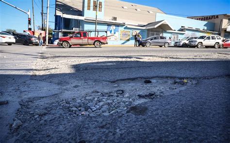 Ciudadanos Se Quejan Por El Mal Estado De Las Vialidades El Sol De