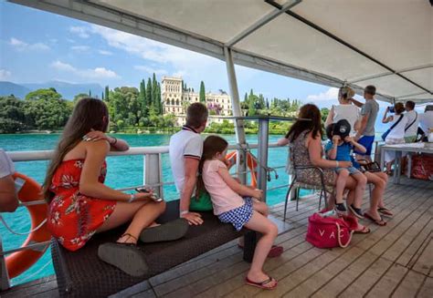 Peschiera Crociera Di Mezza Giornata Sul Lago Di Garda Con Pranzo