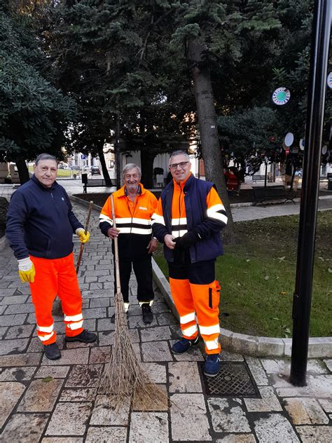 Grazie Agli Operatori Ecologici Mesagnesera It