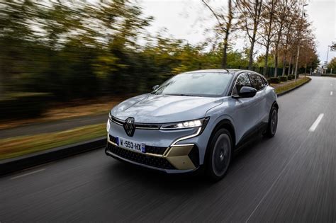 El Renault Mégane E TECH Eléctrico ya tiene precio en España y apunta