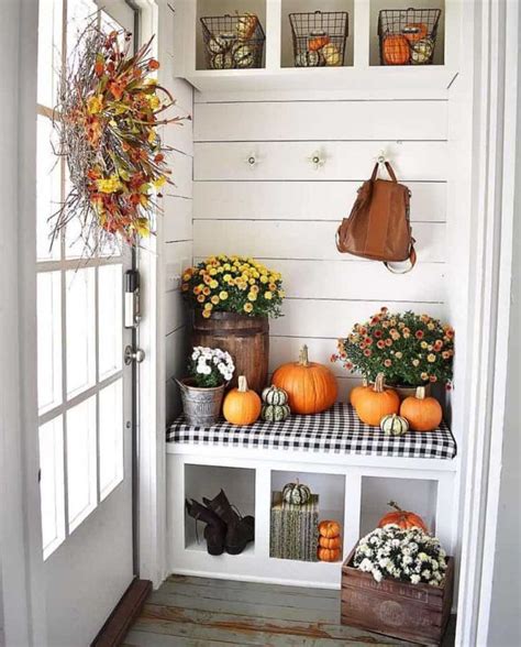 Fantastic Ideas To Cozy Your Home With Farmhouse Fall Decor