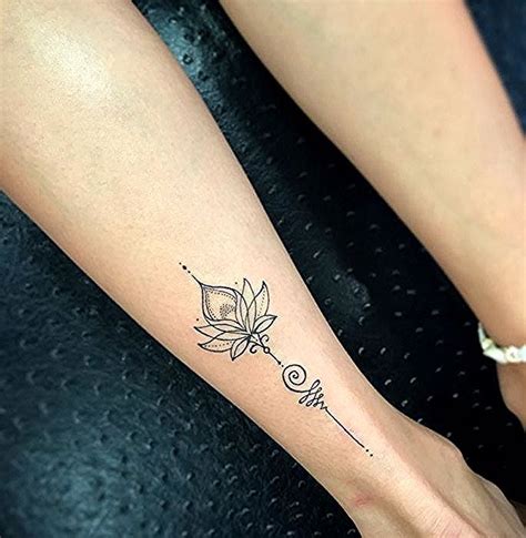 Buddhistische Symbole Lotusblume Tattoo Bedeutung Lotus In