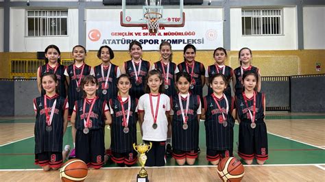 Minik Kızlar Basketbol Müsabakaları Mefkûre İlkokulu