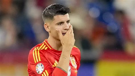 Primera Divisi N La Liga Em Spanien Kapit N Alvaro Morata