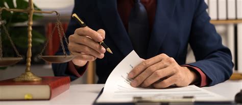 Peut on signer un contrat de travail pendant un préavis Un peu de droit